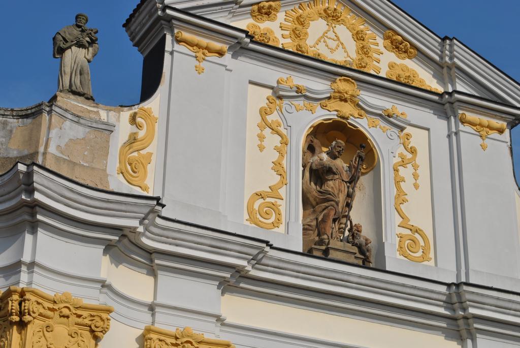 Litoměřice Penzion U Borovicku מראה חיצוני תמונה